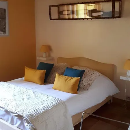 Bed & Breakfast Aux Berges Du Pont Du Gard Vers Pont du Gard