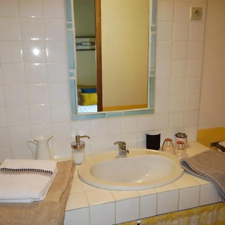 Aux Berges Du Pont Du Gard Bed & Breakfast Vers Pont du Gard