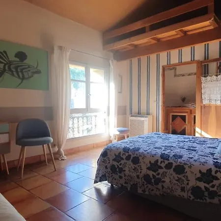 Bed & Breakfast Aux Berges Du Pont Du Gard