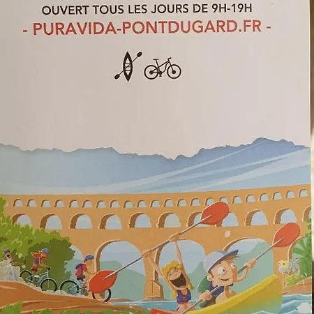 Alojamento de Acomodação e Pequeno-almoço Aux Berges Du Pont Du Gard 4*