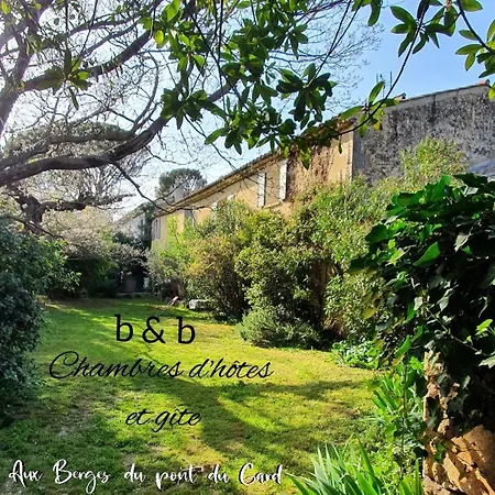 Aux Berges Du Pont Du Gard Bed & Breakfast *