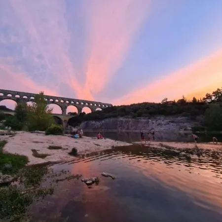 Aux Berges Du Pont Du Gard 4* Vers-Pont-du-Gard